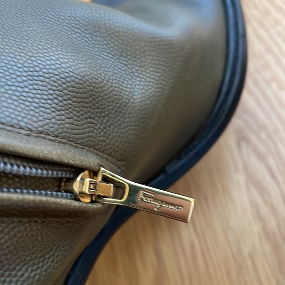 SALVATORE FERRAGAMO Florian Green Ombré Block-Heel Booties Gancini Logo Size 7 - Picture 12 of 12